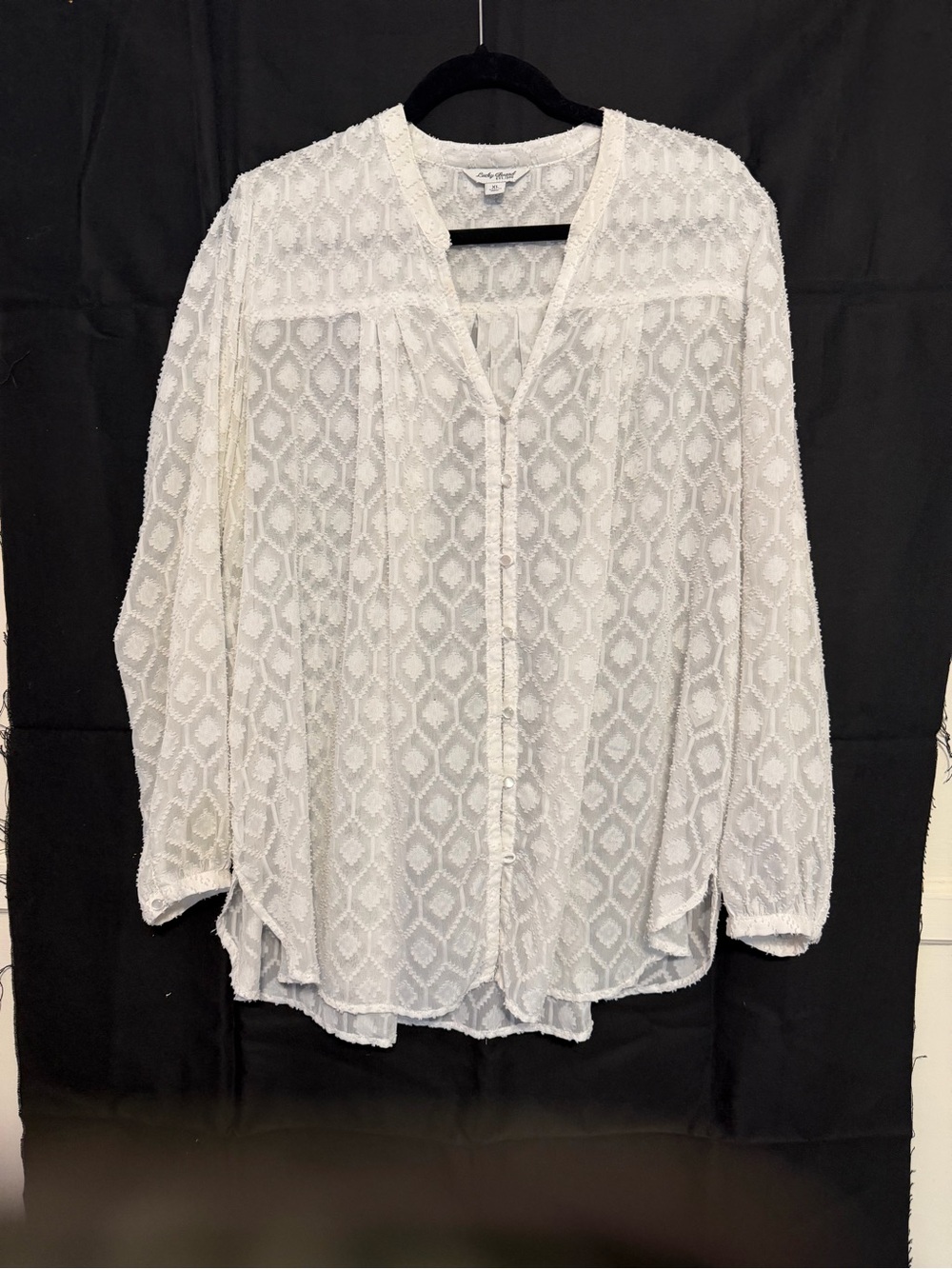 Lucky Brand White Textured Button-Down Blouse